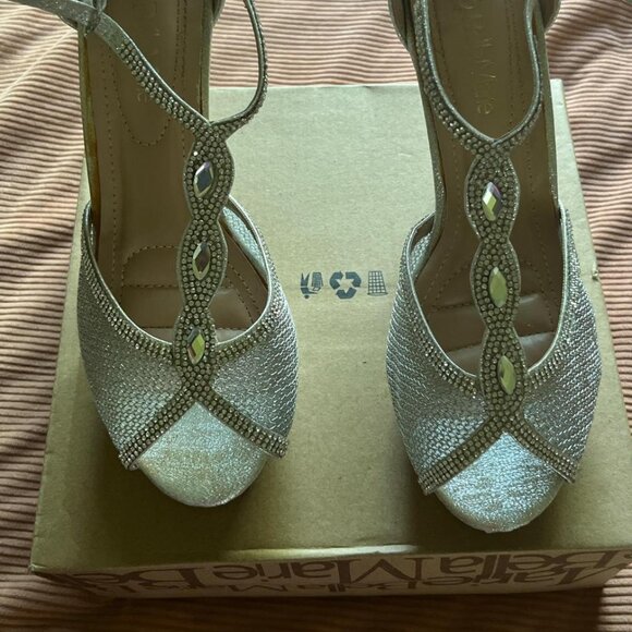 Women's Silver and Gold Courts - Picture 3 of 3